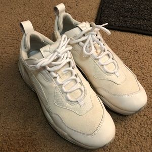 Puma Thunder Desert Sneakers